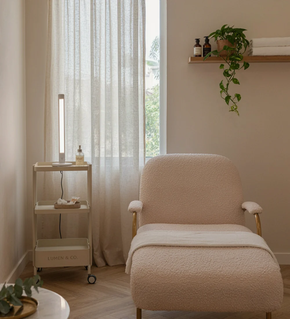 magnific_a-clean-aesthetic-medical_8akYGbmIrU